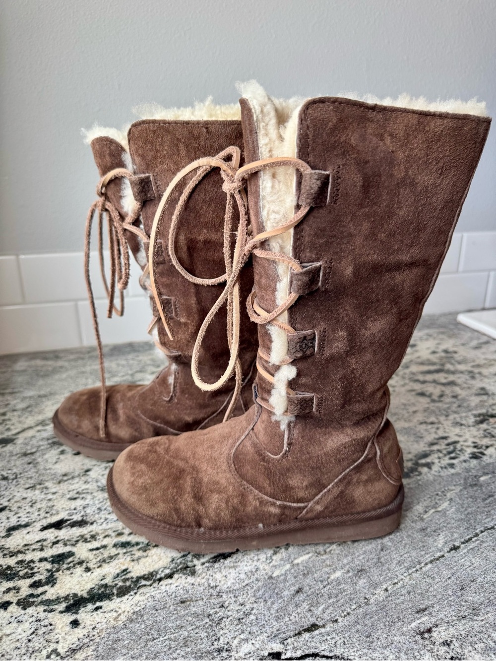 Vintage UGG Australia Whitley Tall Suede Sheepskin Lace Up Boot. Size 5. VGUC - Picture 7 of 8